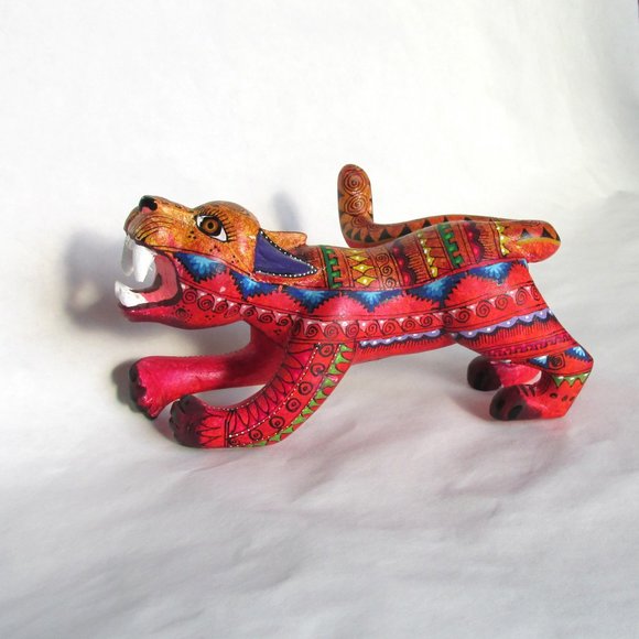 Puma Alebrije Wood Carving - Picture 4 of 16